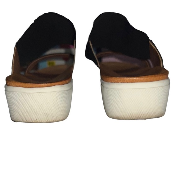 Gentle Souls By Kenneth Cole (EUC) Slide Sandals Size 9.5 - Picture 2 of 12